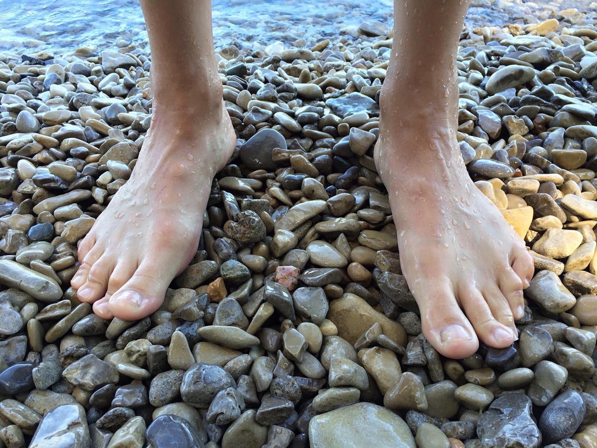 20 Best Apps & Sites to Sell Feet Pics Anonymously in 2026